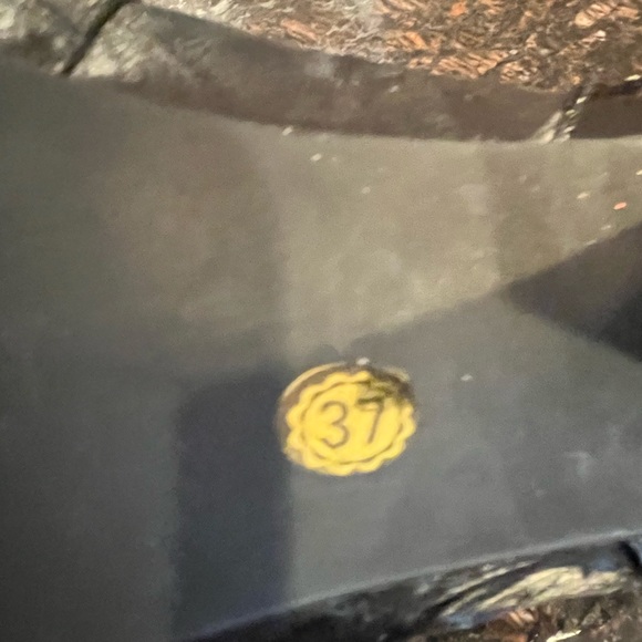 Kadandier Vintage Black Leather And Patent Leather Ankle Strap Closed Toe - Picture 8 of 12